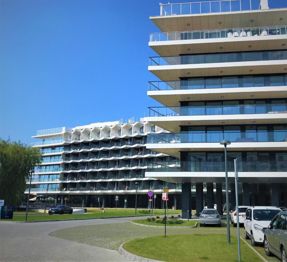 6 Pietro Seaside Daire Kolobrzeg Dış mekan fotoğraf